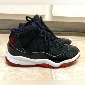 Jordan 11 Retro 2019 Mid Bred  378039-061 sz 1.5Y Youth Pre-owned